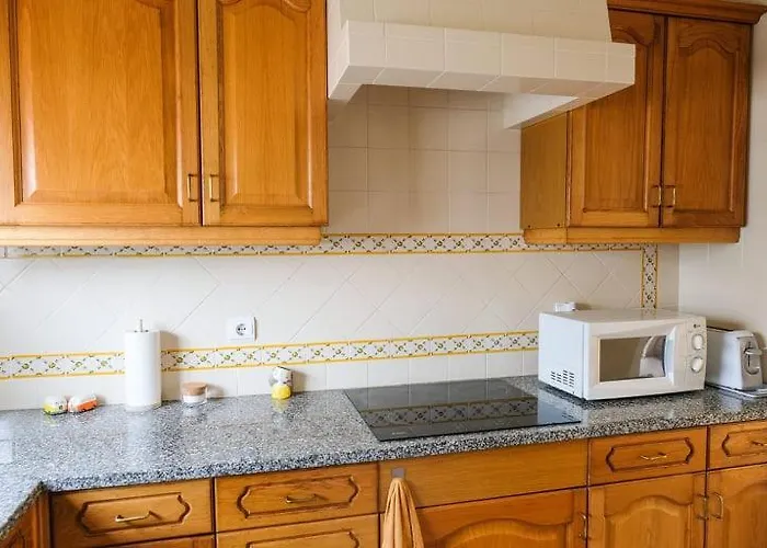2 Minutes Walk To The Da - Casa Da Maria Luz