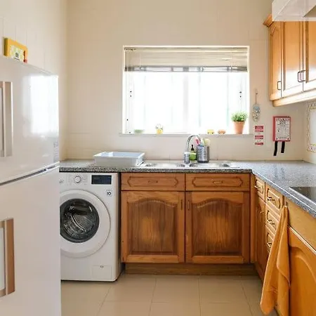 2 Minutes Walk To The Beach Praia Da Luz - Casa Da Maria Holiday home